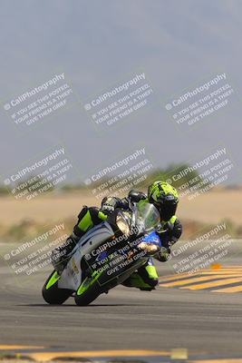 media/Sep-30-2023-SoCal Trackdays (Sat) [[636657bffb]]/Turn 15 (1120am)/